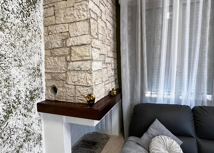 La Nuova Casa رافيننا
